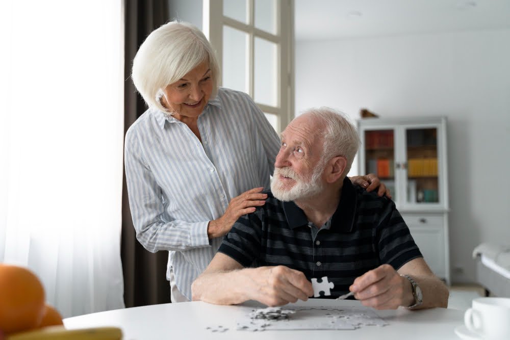 senior people confronting alzheimer disease