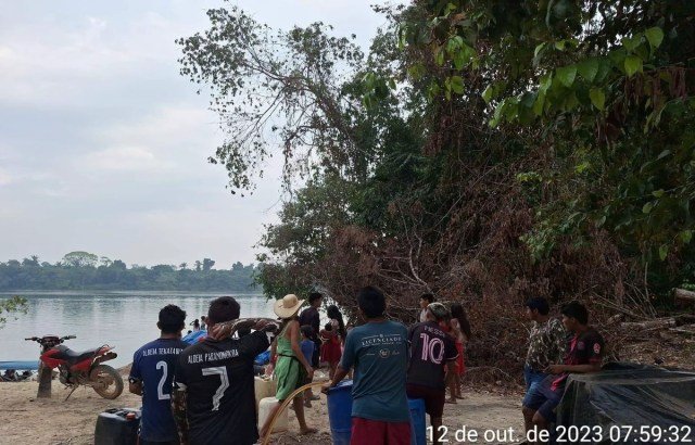 Indígenas Parakanã estão deixando aldeia durante ação de desintrusão na Terra Indígena Apyterewa