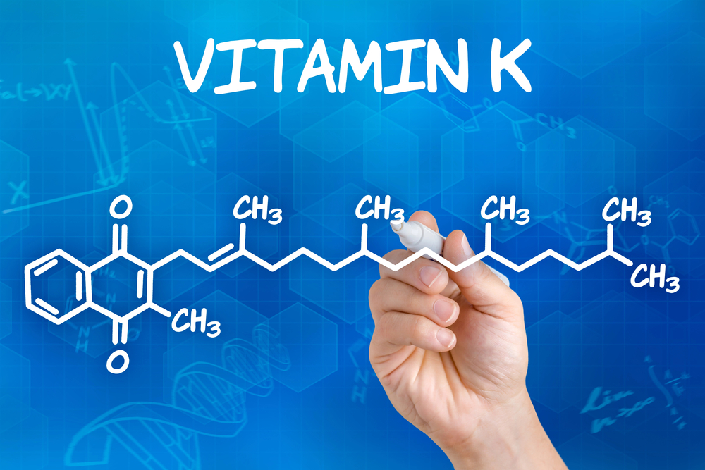 Vitamina K: O que é? 22 alimentos ricos em K1 e k2